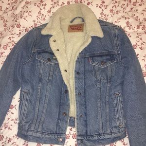 Levi’s Jean Sherpa jacket